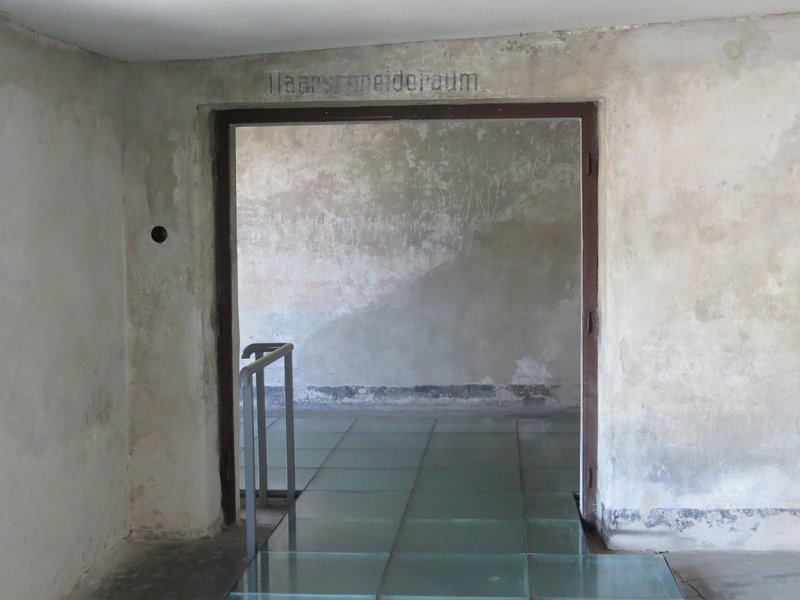 'Haarschneideraum' in Birkenau