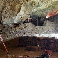 Les sites à fossiles néandertaliens de Wallonie by Argo