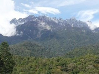Kinabalu Park by Frédéric M