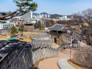 Hwaseong Fortress by Michael Turtle