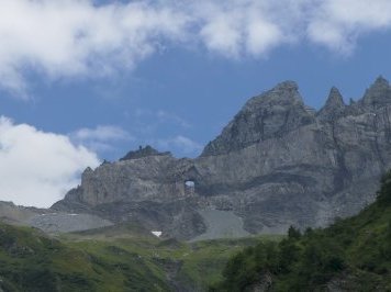 Swiss Tectonic Arena Sardona by Kbecq