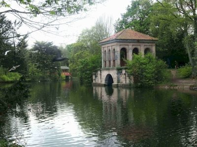Birkenhead Park by Squiffy
