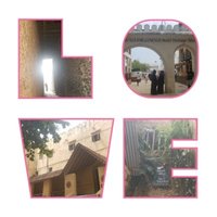 Lamu Old Town by Zoë Sheng