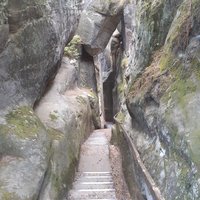 Klokočské průchody, passage in the rocks