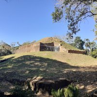 Estructura 6, Casa Blanca