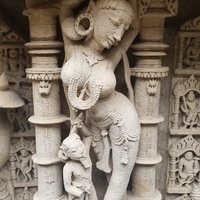 Rani-ki-vav 01