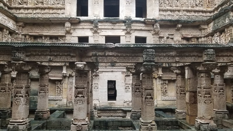 Rani-ki-vav 02