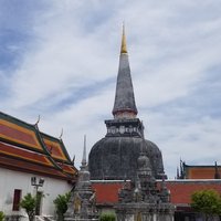 Wat Phra Mahathat Main
