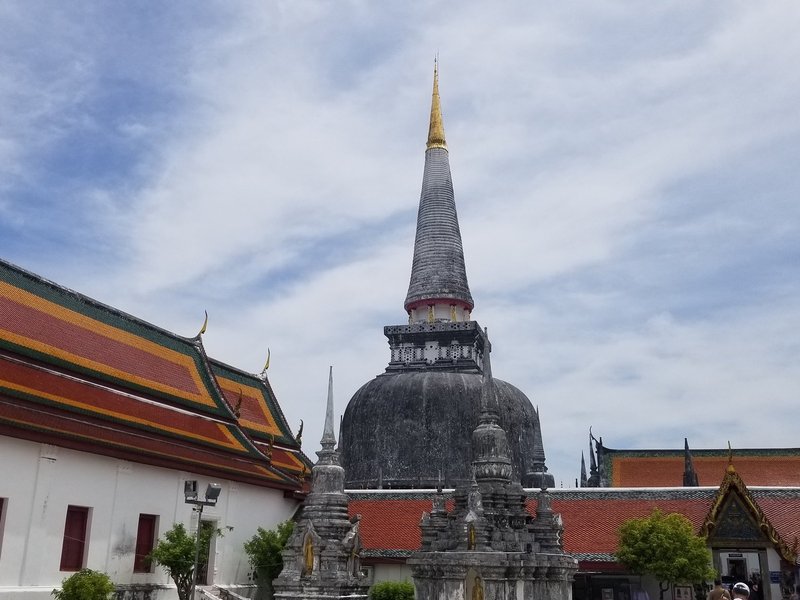 Wat Phra Mahathat Main