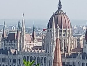 Budapest by Eric Lurio