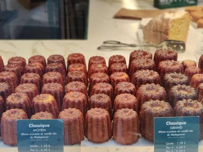 Bordeaux by Dennis Nicklaus