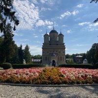 Princely religious foundations in Wallachia and Mo by Jakob Frenzel