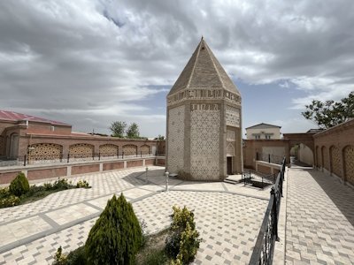 The mausoleum of Nakhichevan by Els Slots