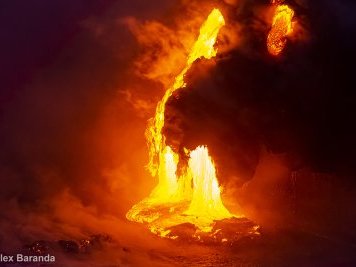 Hawaii Volcanoes by Alex Baranda