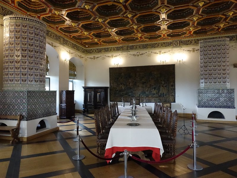 Mir Castle dining room