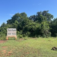 Entrance to Kaya Kauma