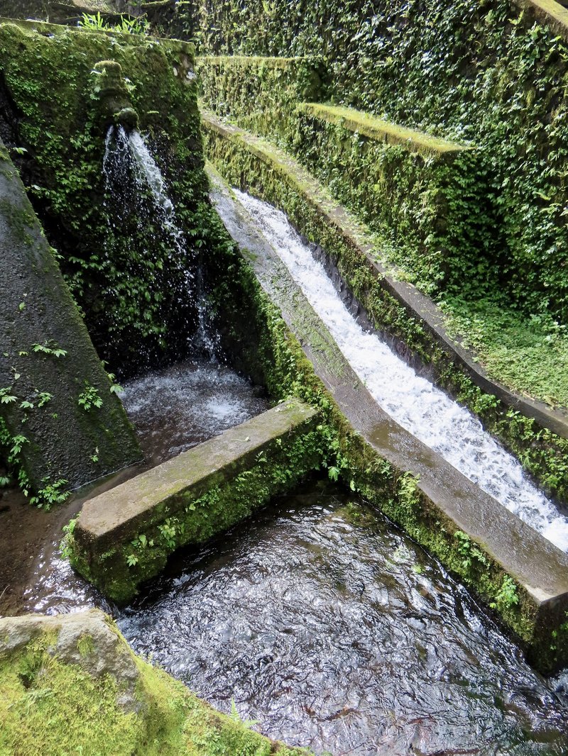 Pura Mengening Water Temple