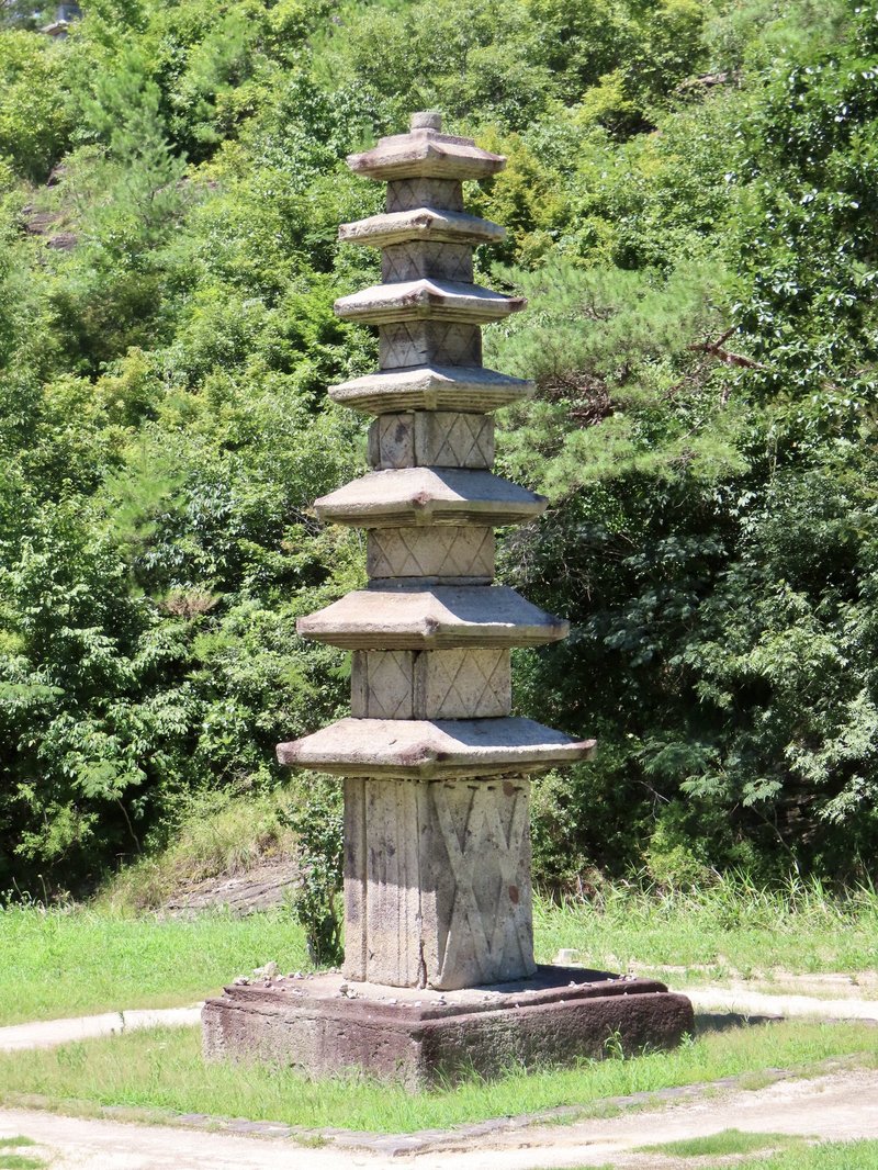 7-Story Stone Pagoda with X markings