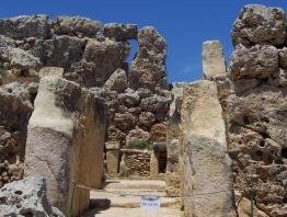 Megalithic Temples of Malta by Ian Cade