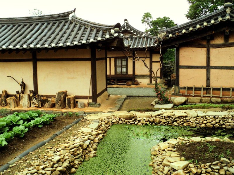 Oeam Village Houses (KJM)