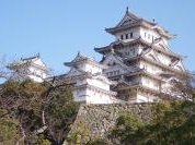 Himeji-jo by Kasileigh