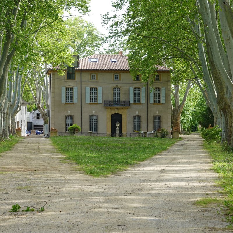Jas de Bouffan castel where Cézanne lived