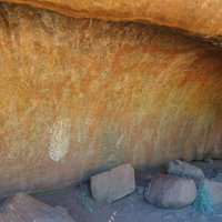 Teaching cave (Kulpi Nyiinkaku), Uluru