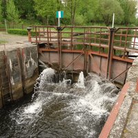 Białobrzegi Lock by Jarek Pokrzywnicki