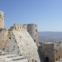 Glacis and fortifications, Crac des Chevaliers
