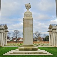 Faubourg d'Amiens Cemetery