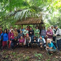 Group shot at Venta de Cruces site
