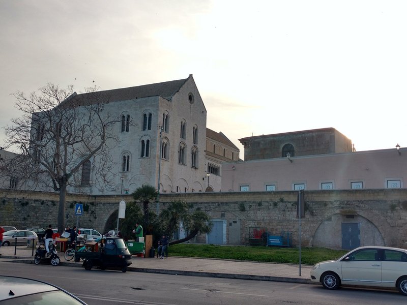 Basilica Pontificia San Nicola, Bari