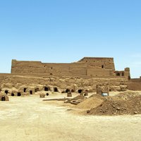 Narin Castle by Ammon Watkins