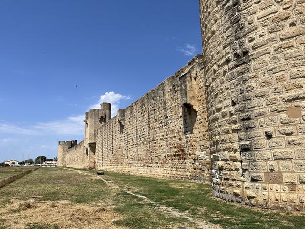 Aigues Mortes by Daniel Chazad
