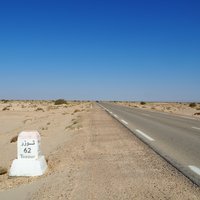 Chott El Jerid on the road to Tamezrat