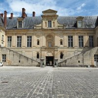 Courtyard of the Fountain Fontainebleau