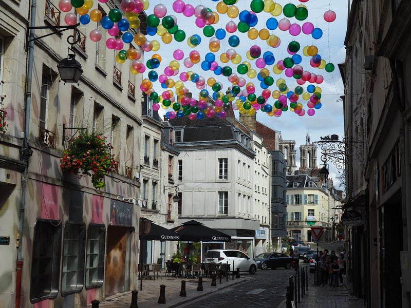 Laon and its cathedral
