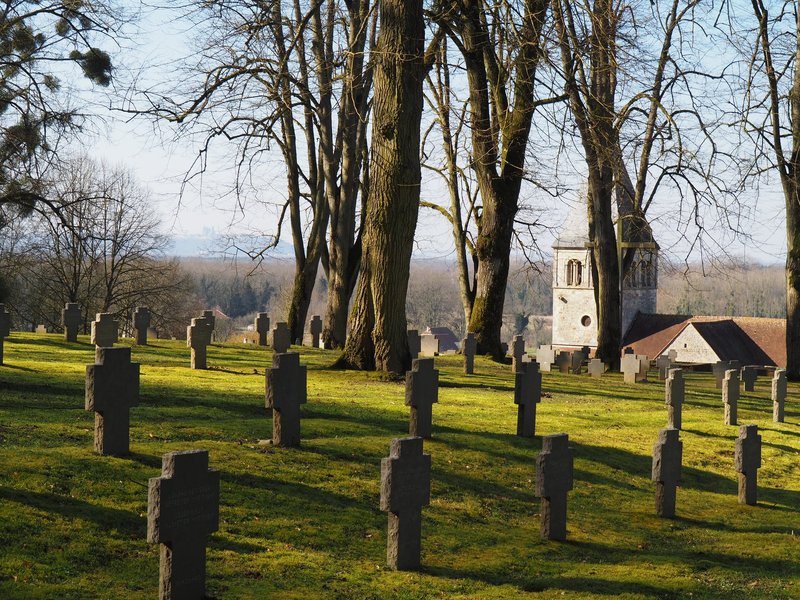 Cimetière militaire allemand de Veslud