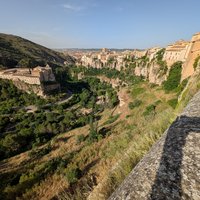 Cuenca with casas colgadas by Rick Ohm