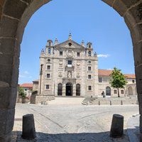 Ávila, Basílica y casa natal de Santa Teresa de Jesús by Rick Ohm