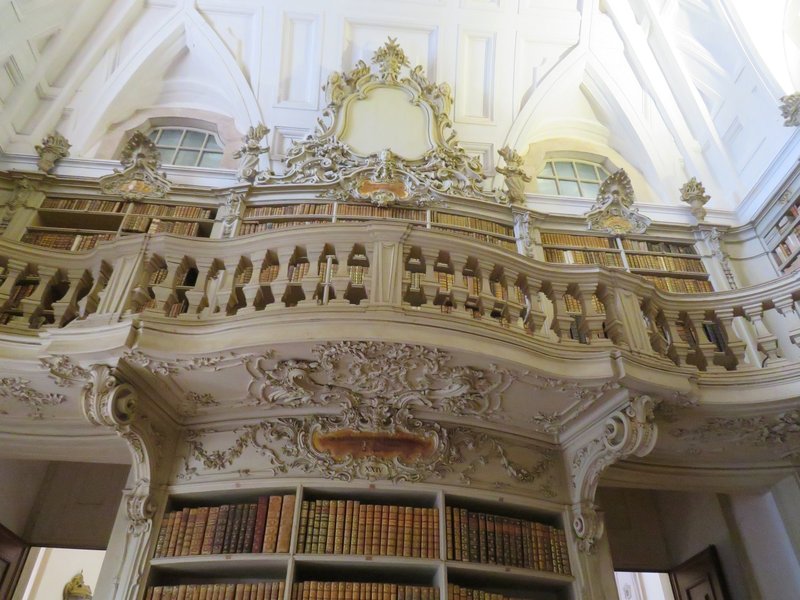 Royal Building of Mafra - Library (KJM)