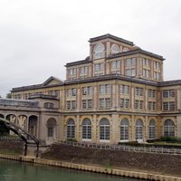 Ancienne chocolaterie Menier à Noisiel by Hubert