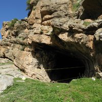 Kaldar Cave by Roman Bruehwiler