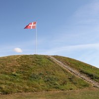 VIKING MONUMENTS AND SITES / Jelling mounds, runic