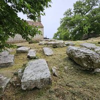 Stecci: St Barbara, Dubravka, Konvale