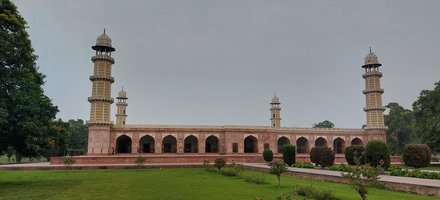 Tombs of Jahangir, Asif Khan and Akbari Sarai