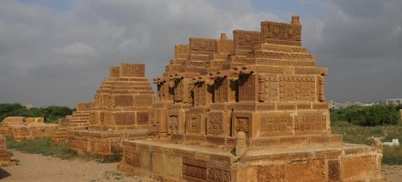 Chaukhandi Tombs, Karachi