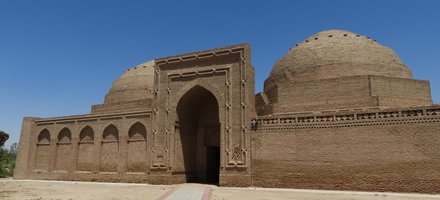 Mausoleum of "Khoja Mashkhad" 