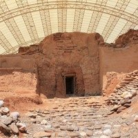 Triple-arch Gate at Dan