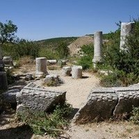 Early Synagogues in the Galilee